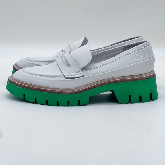 Stylish White and Green Women's Loafers - Picture 2 of 8